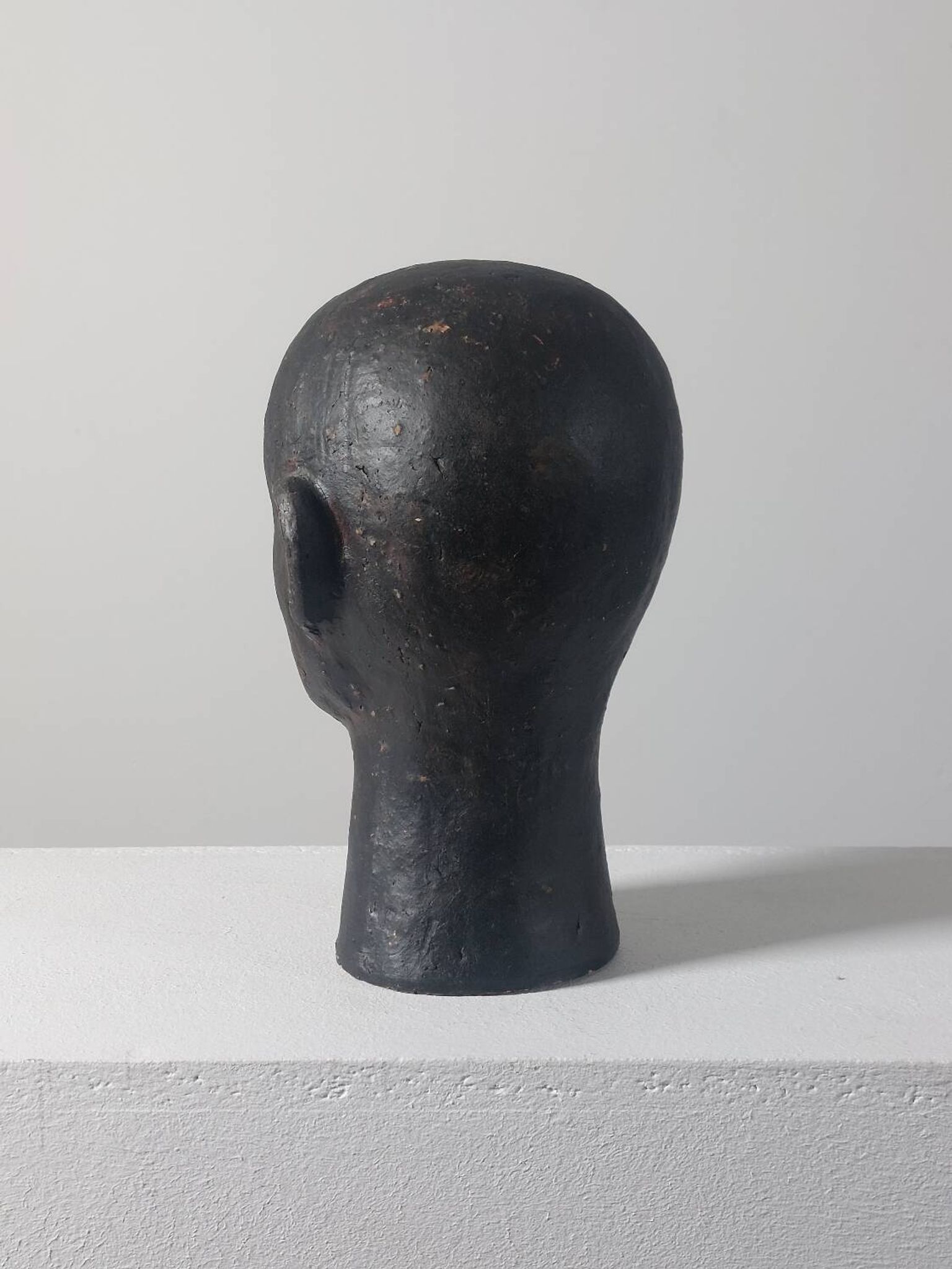 Rare buste en céramique de portrait Wunderkammer