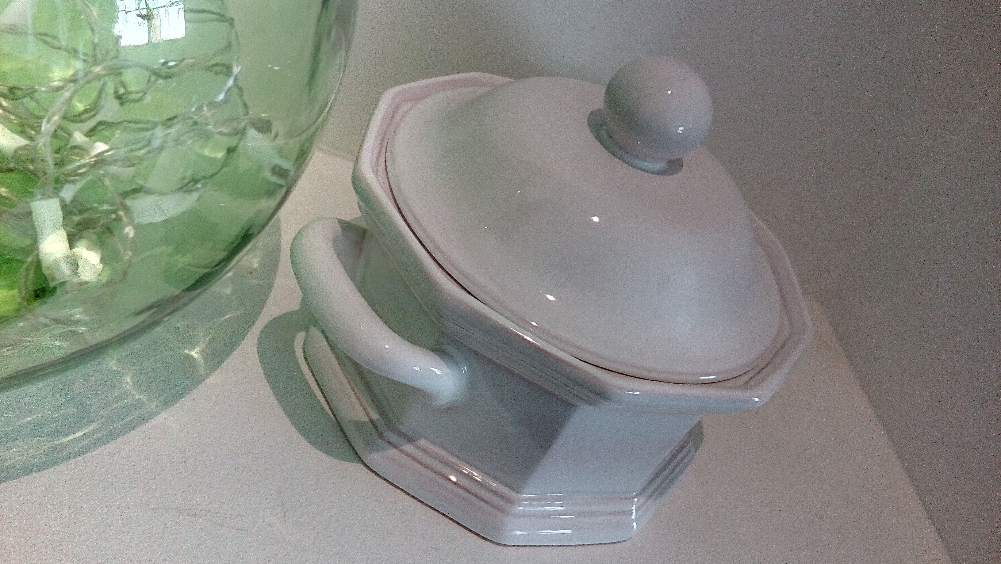Niederviller white soup tureen