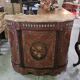 Meuble d’appui de style Napoléon III " Boulle" orné de médaillons