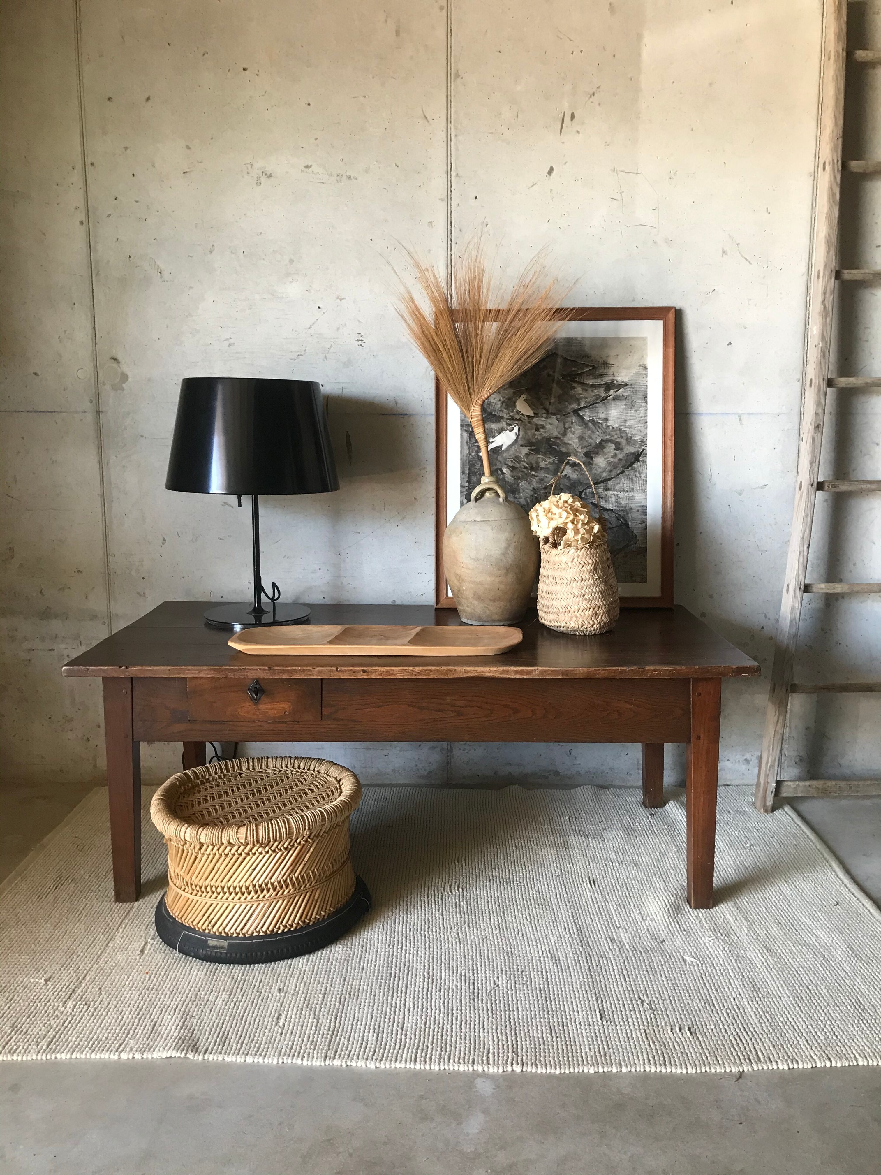 Countryside coffee table