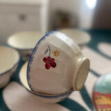 Discover a set of two mini bowls from the famous MARY LOU series.