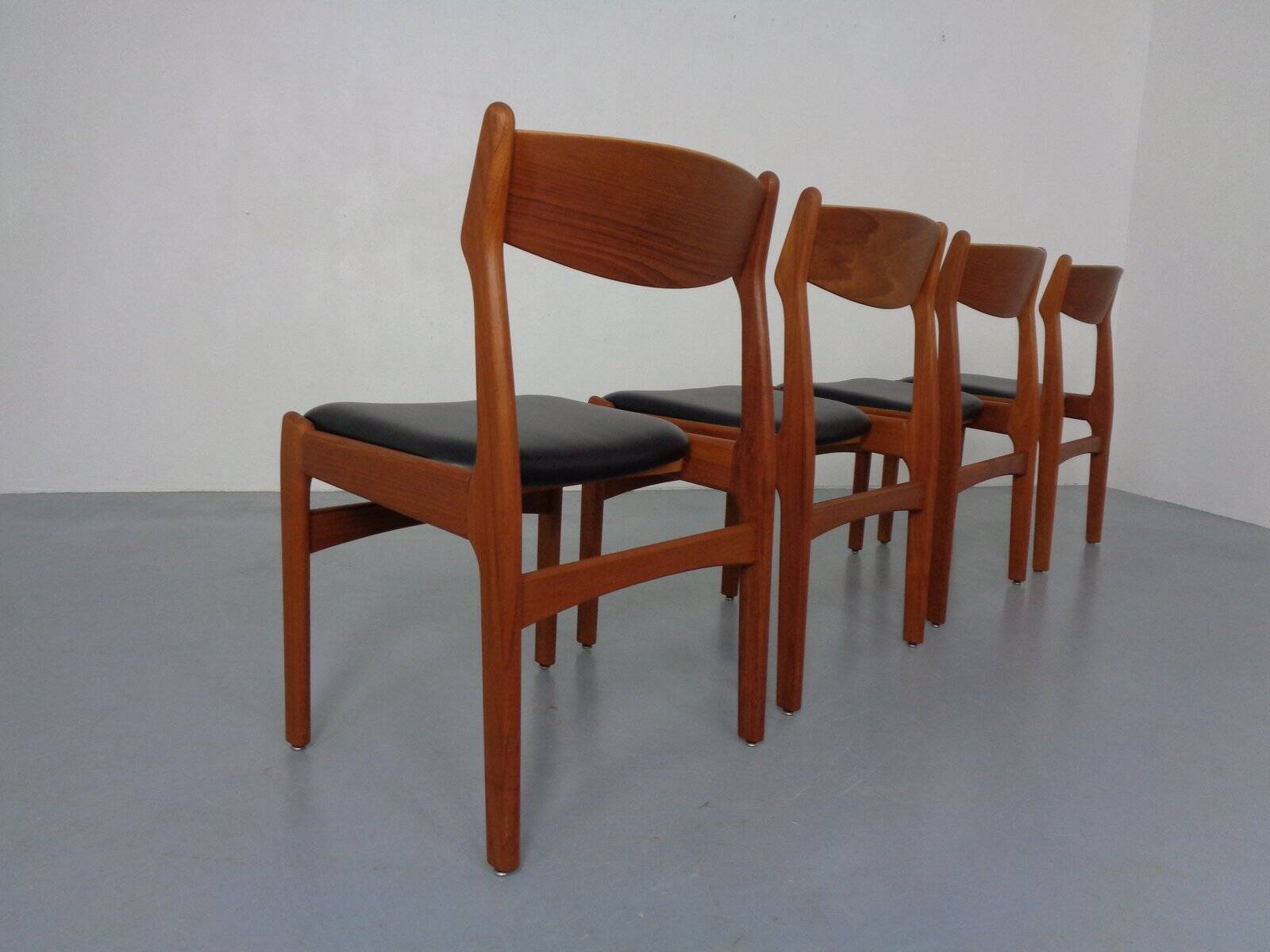 Teak dining chairs by Erik Buch for Od Møbler, 1960s, set of 4.