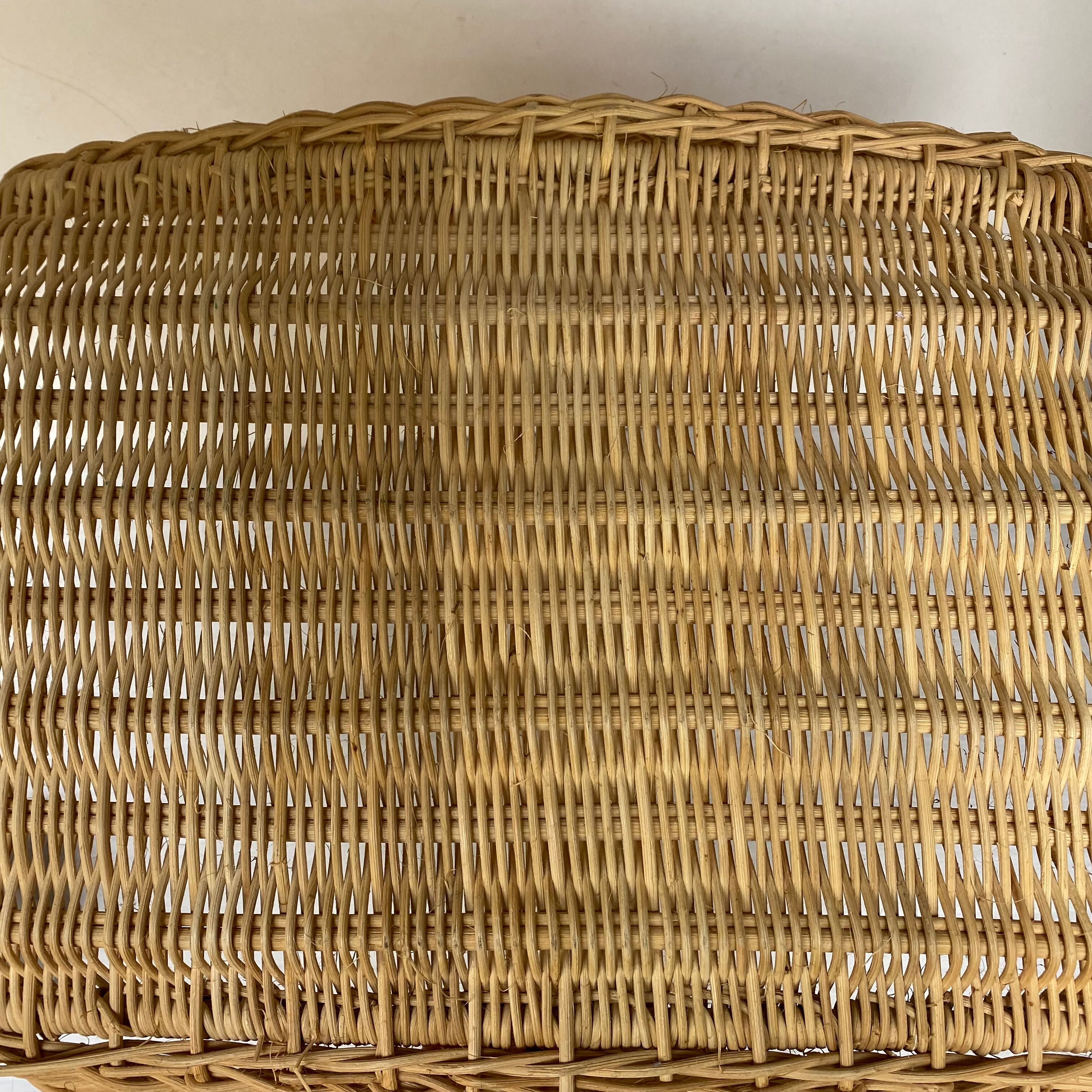 Woven rattan basket