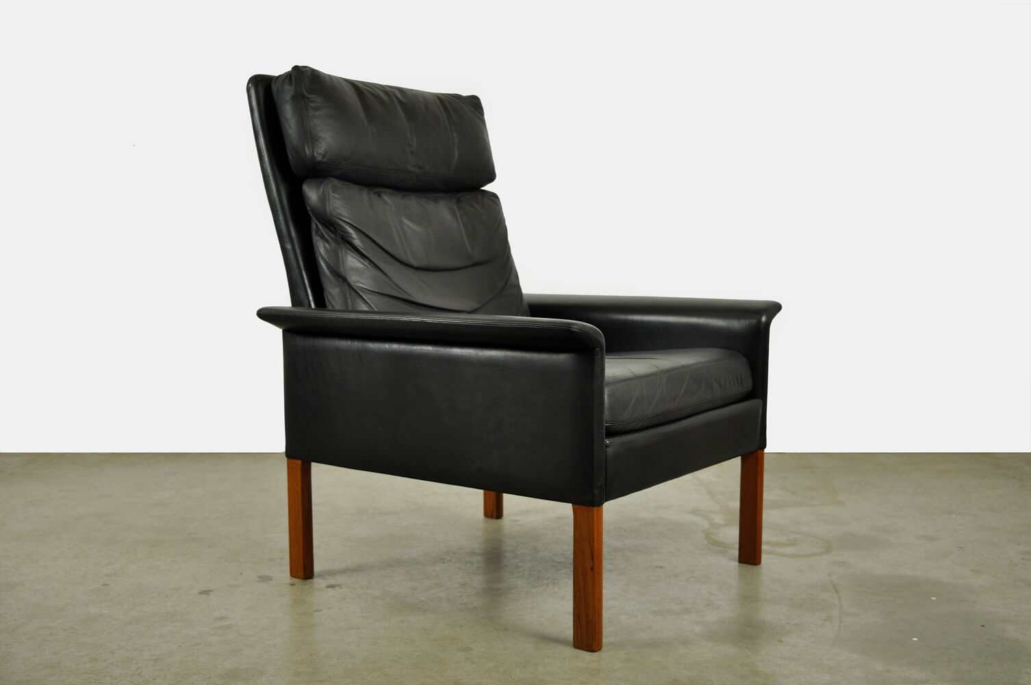 Leather armchair, high model d500 by Hans Olsen for CS Møbler Glostrup Denmark 1960s