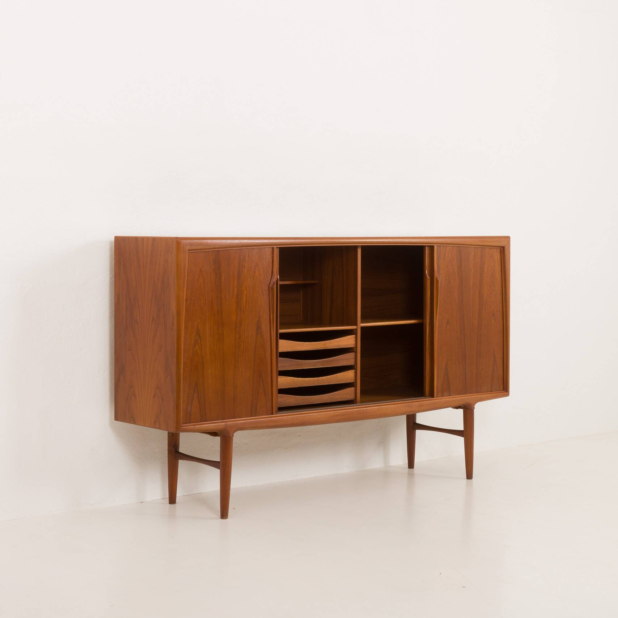 Omann Jun mid-century teak credenza, Denmark 1950s