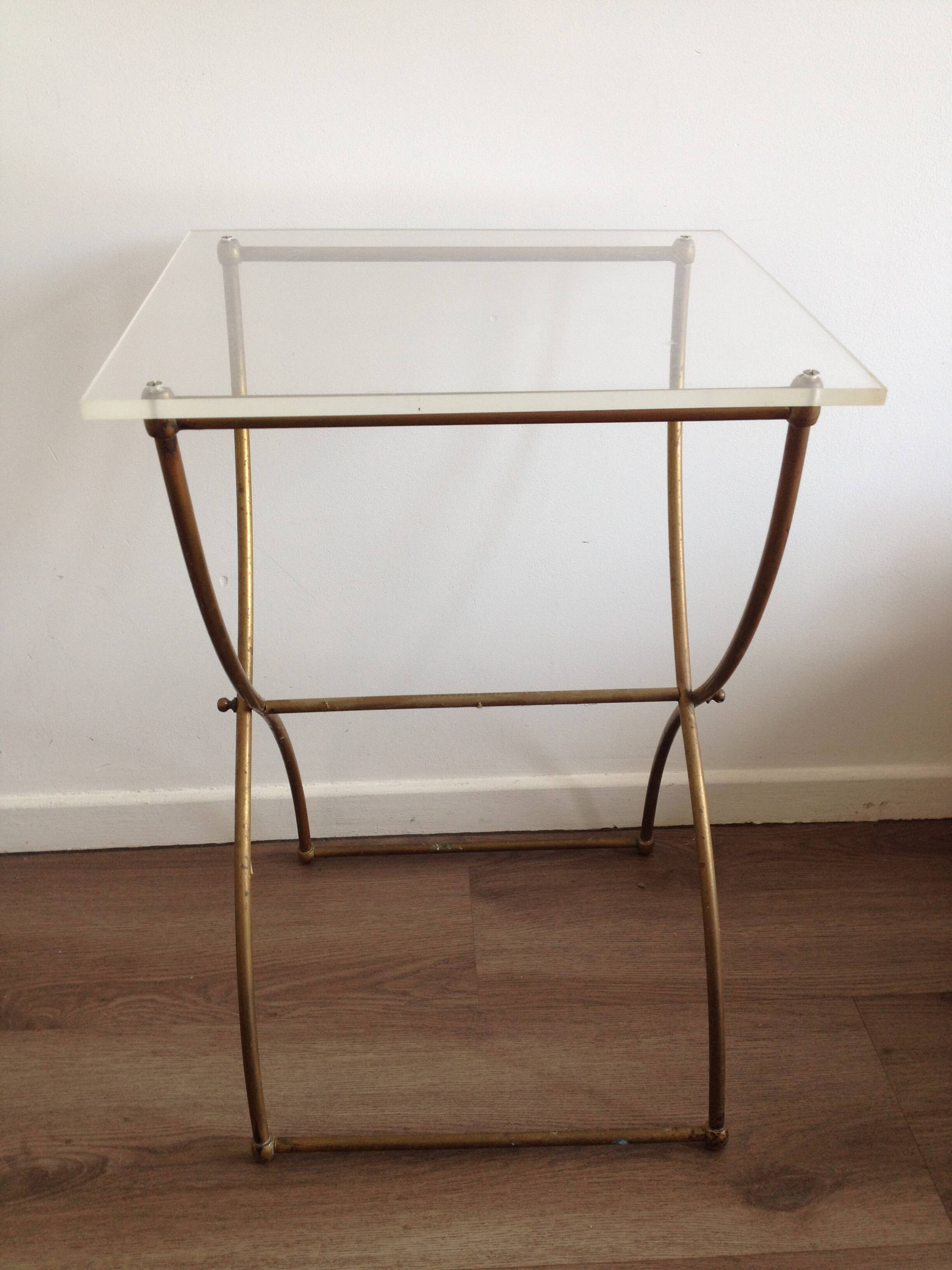 Table d'appoint laiton et plexiglass vintage