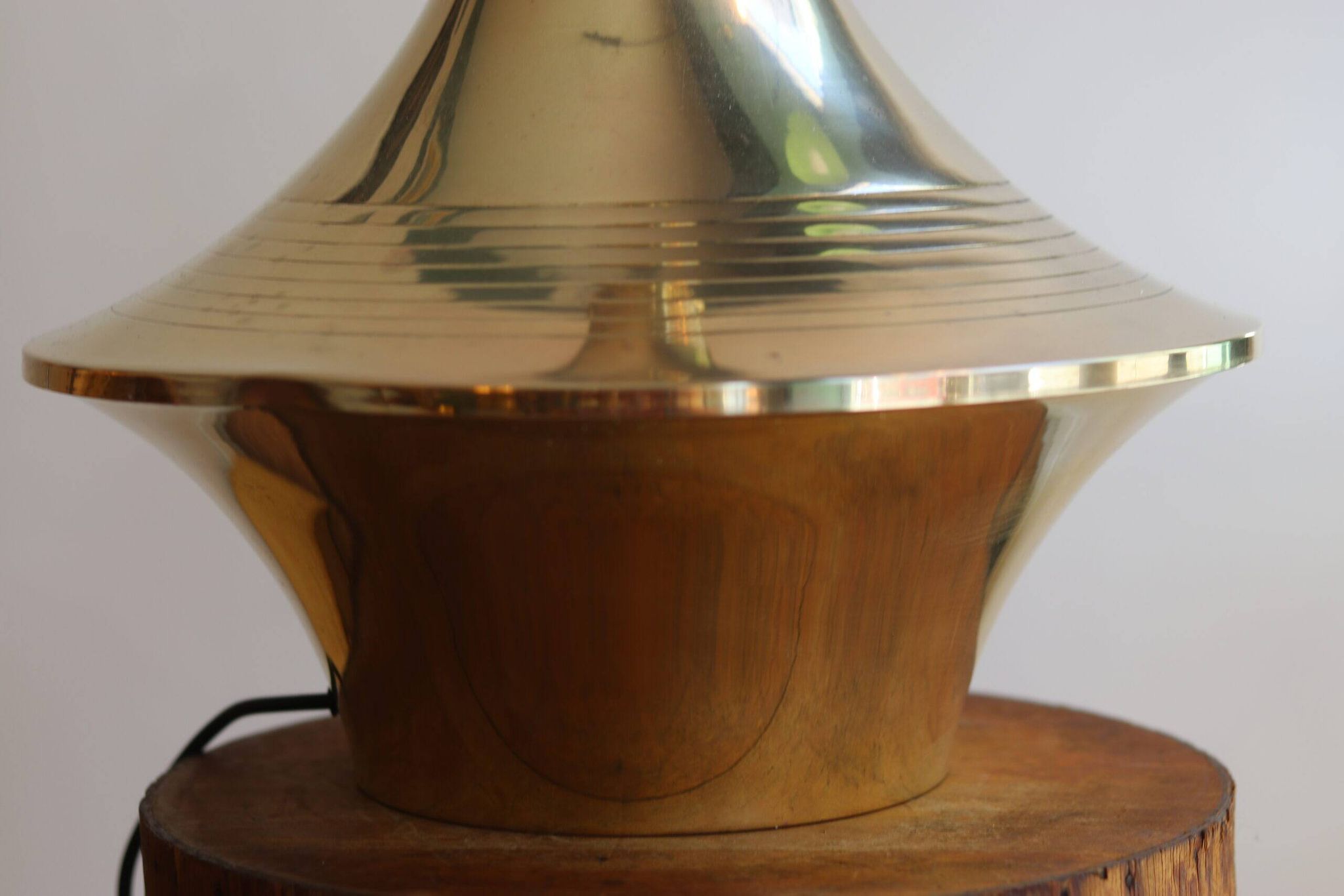 Grande lampe en laiton, années 60, style mid-century