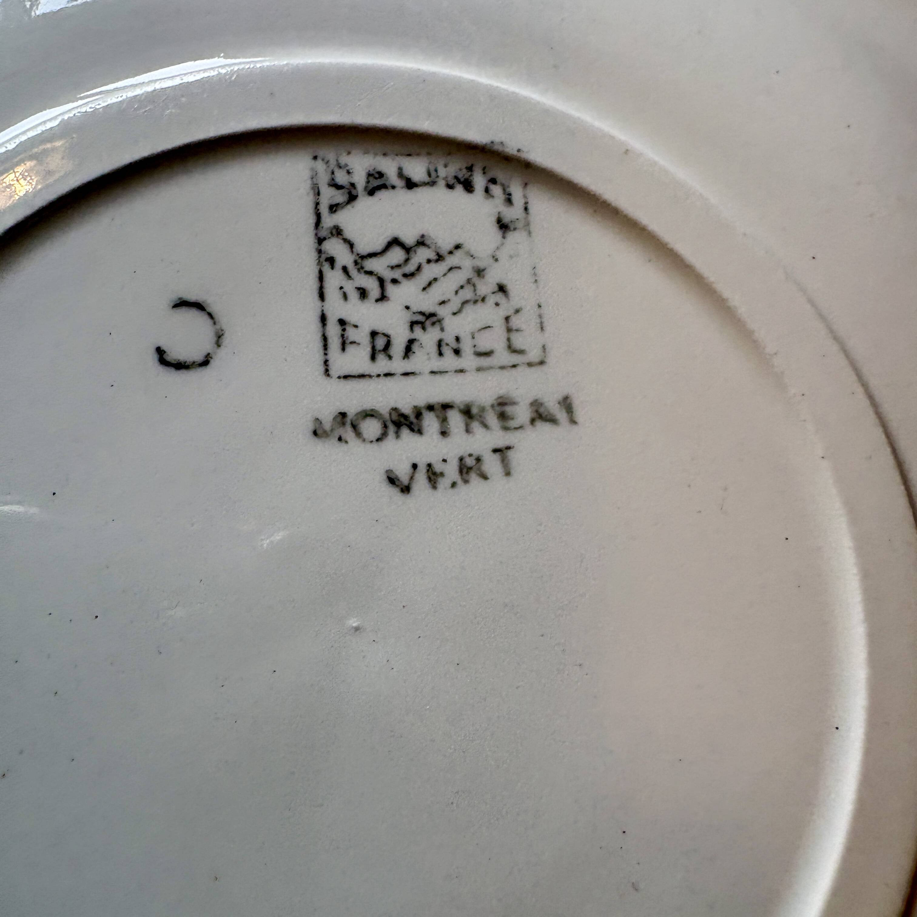 Set of 7 vintage dessert plates, Montréal green model by Salins.