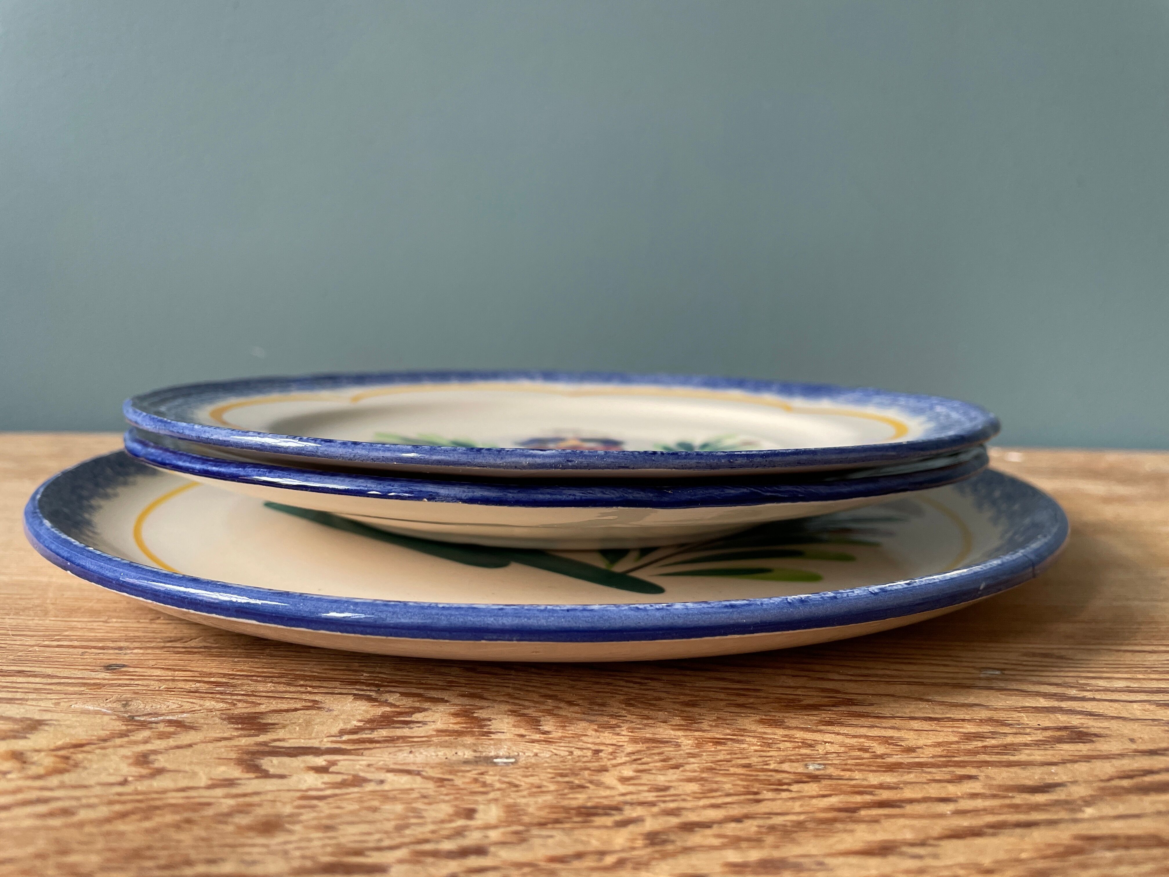 Set of 3 old plates MBFA Pornic, peninsula of Rhuys