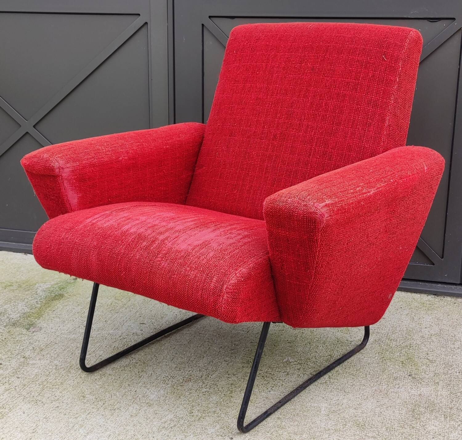 Vintage red designer armchair from the 1950s/1960s