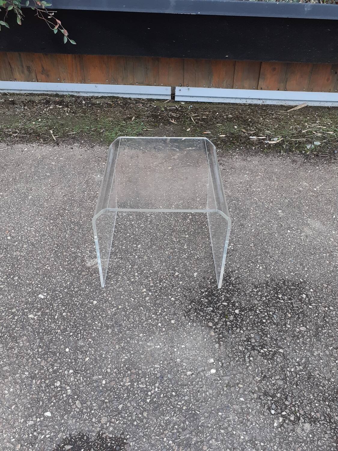 Altuglas end table