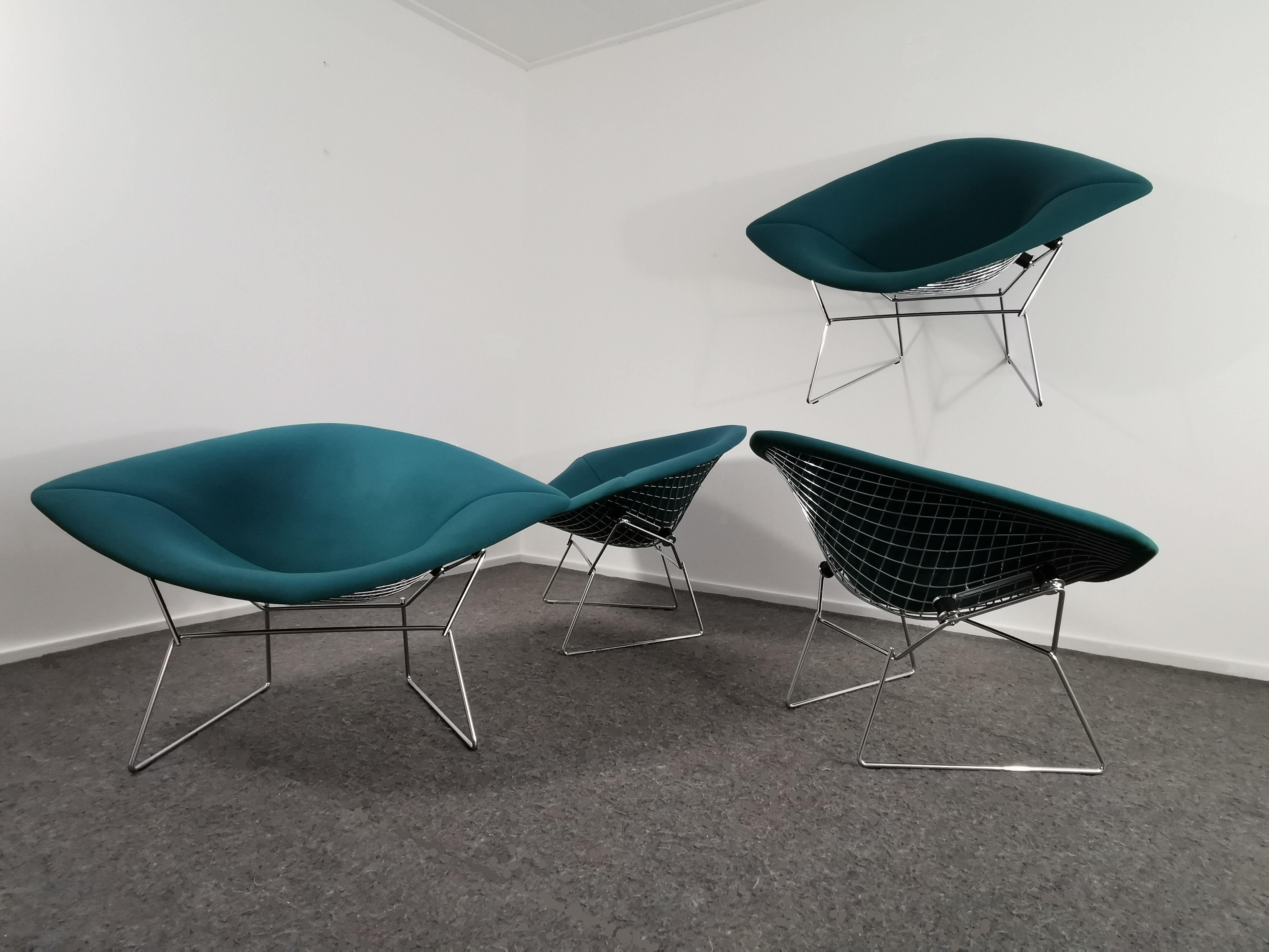 Diamond lounge armchairs by Harry Bertoia for Knoll