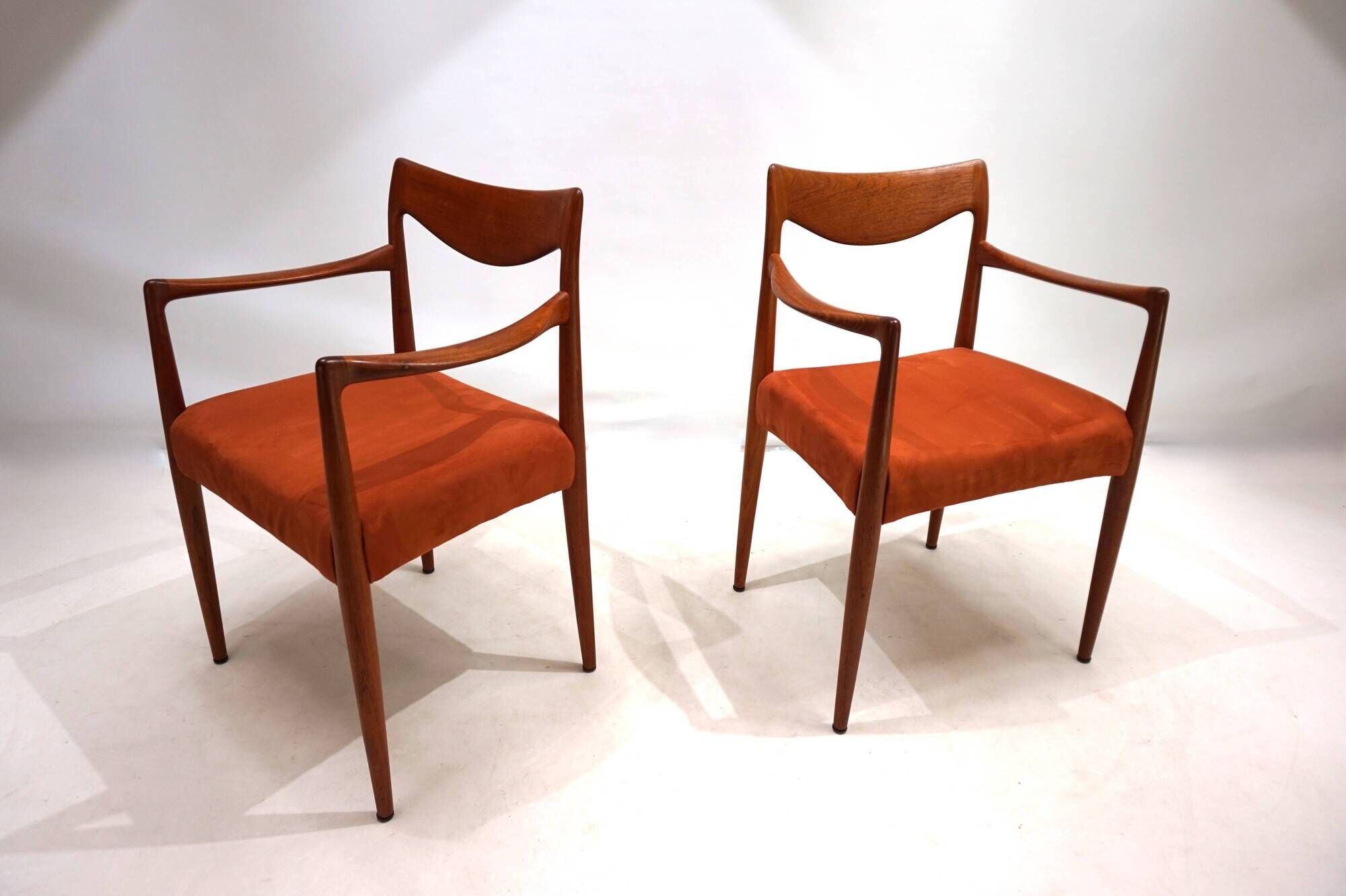 Set of 2 Gustav Bahus Bambi teak chairs by Rolf Rastad & Adolf Relling, 196