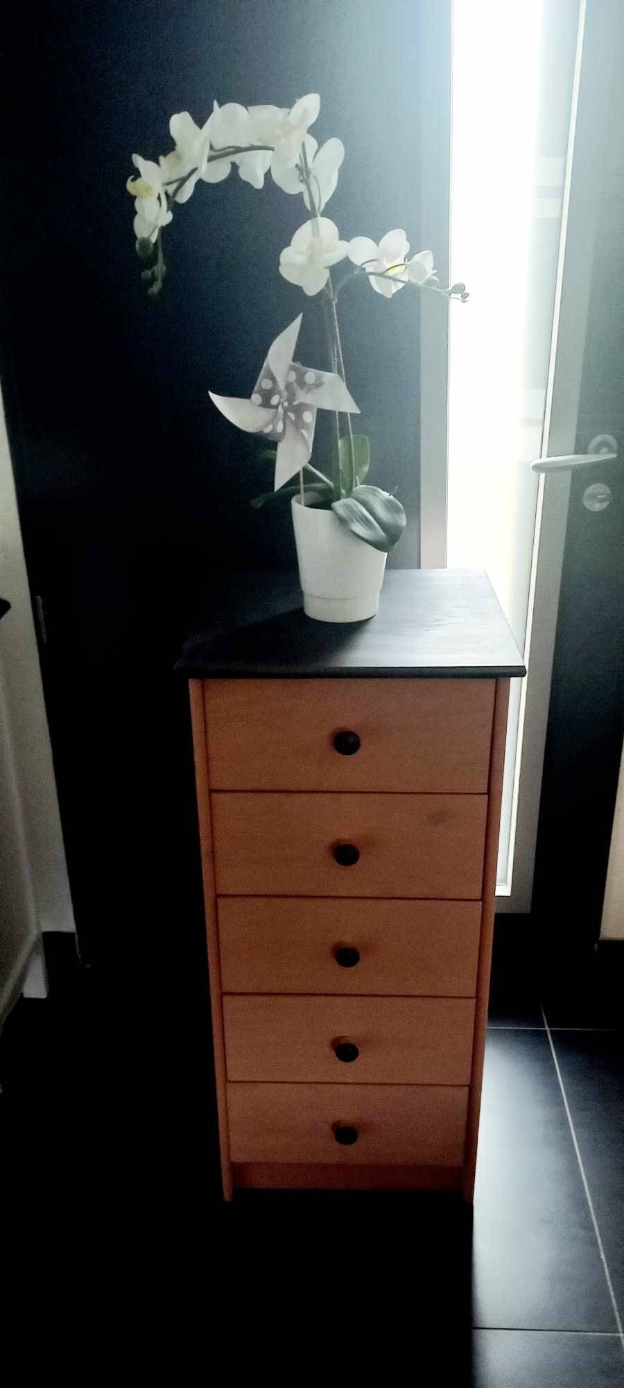 Refurbished chiffonier