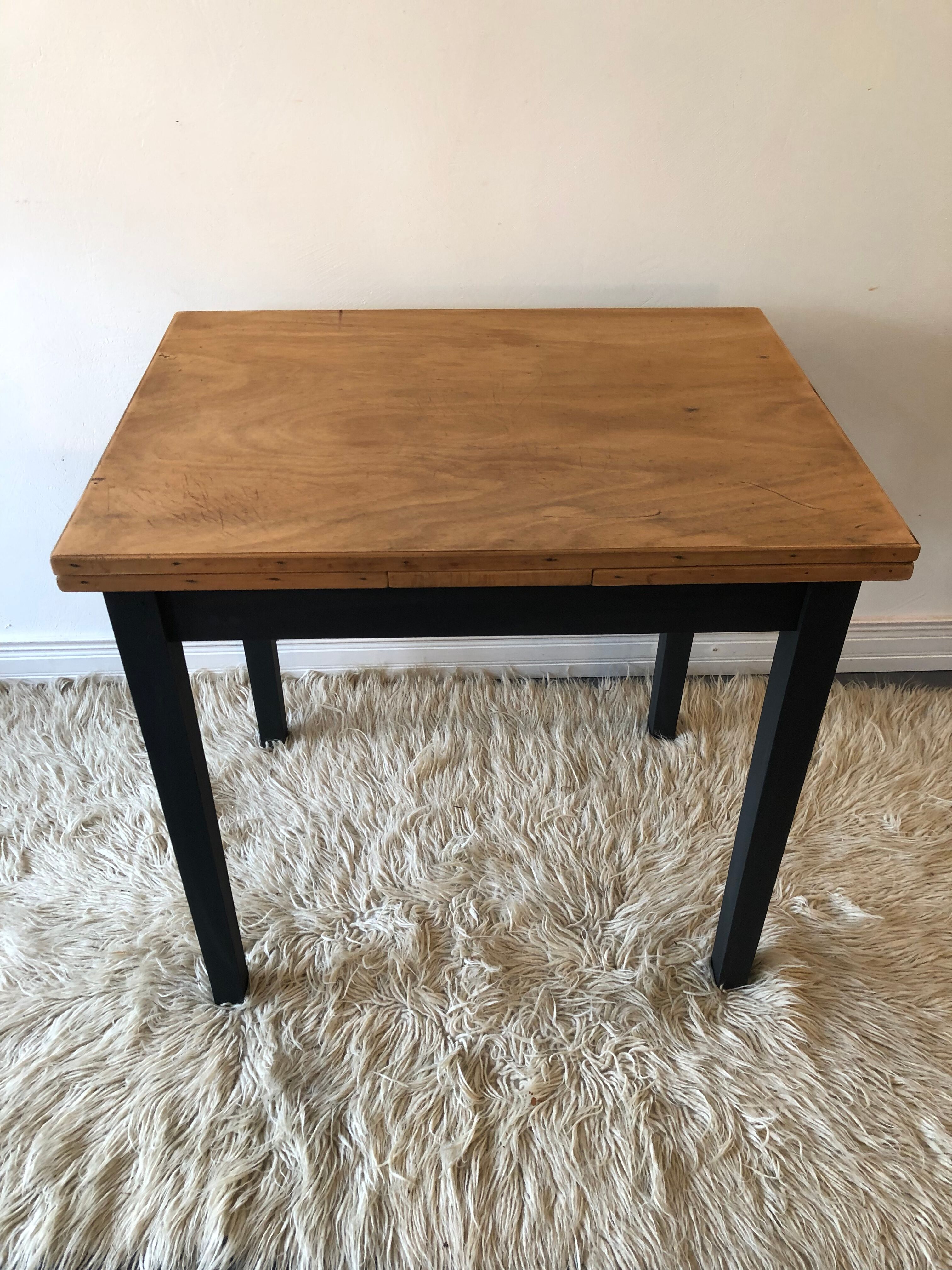 Vintage table with extensions