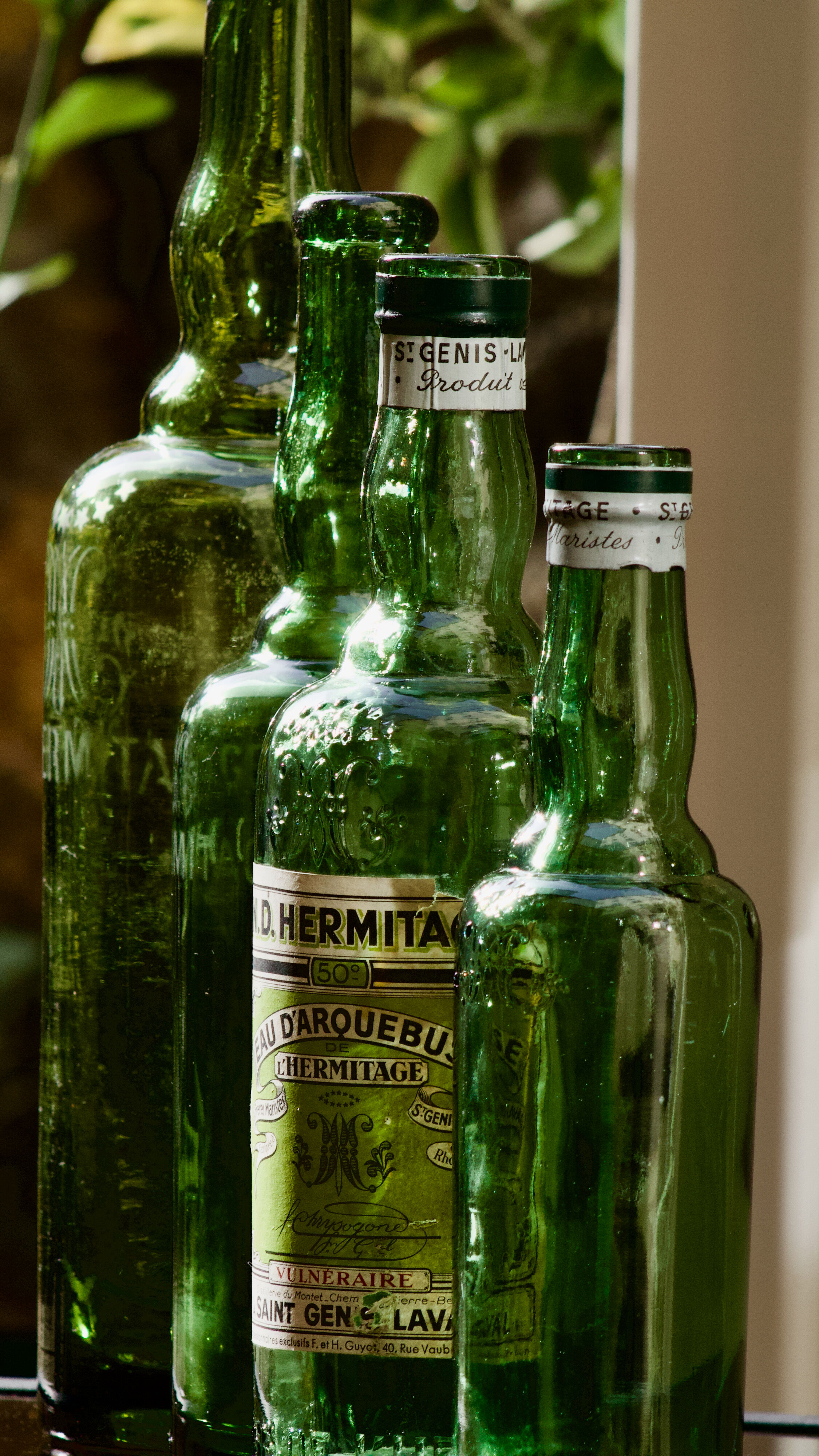 Lot of 4 old bottles "L'Hermitage" water of Saint Genis Laval (Dept 69)