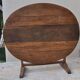 Table ovale de vigneron