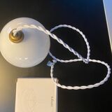 Opaline suspension