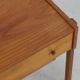 Table d'appoint avec panier en rotin, années 1960