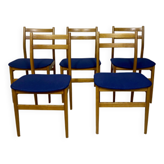 Set of 5 Scandinavian chairs from the year .