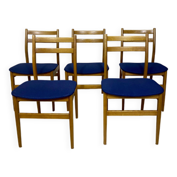 Set of 5 Scandinavian chairs from the year .