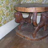 Table sculptée en bois de fer africaine