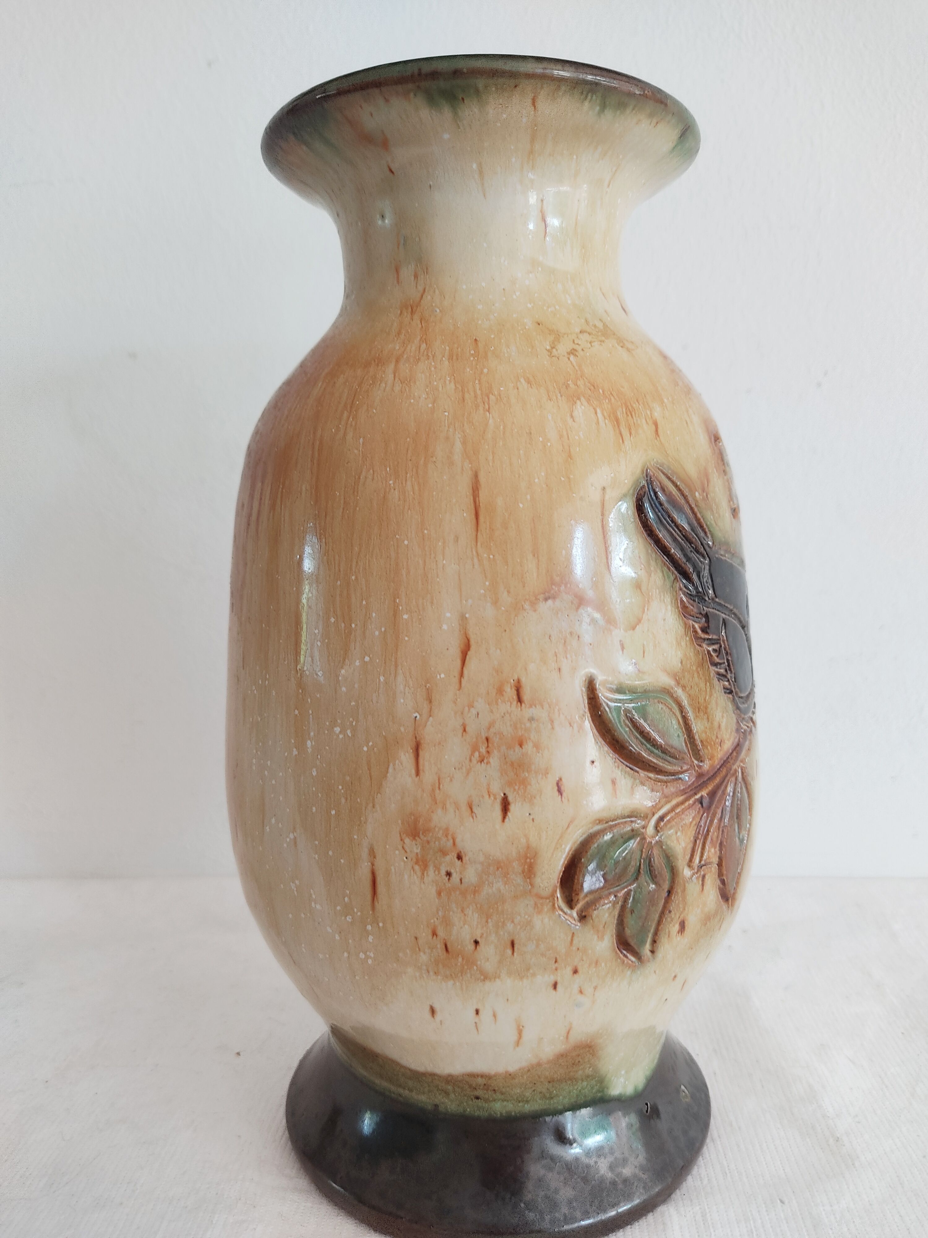 Vase vintage aux oiseaux en grès signé Biran
