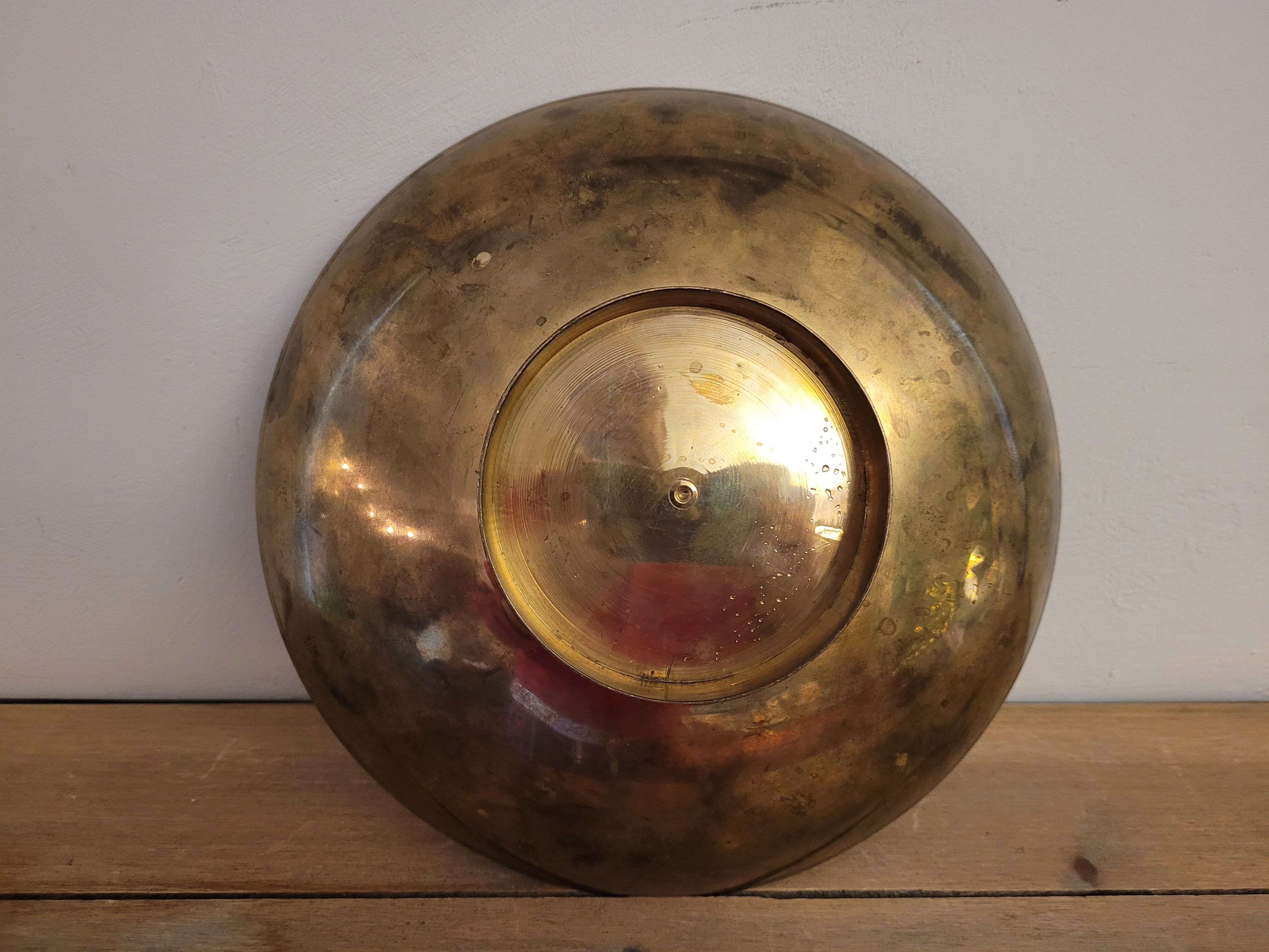 Empty partitioned brass pocket