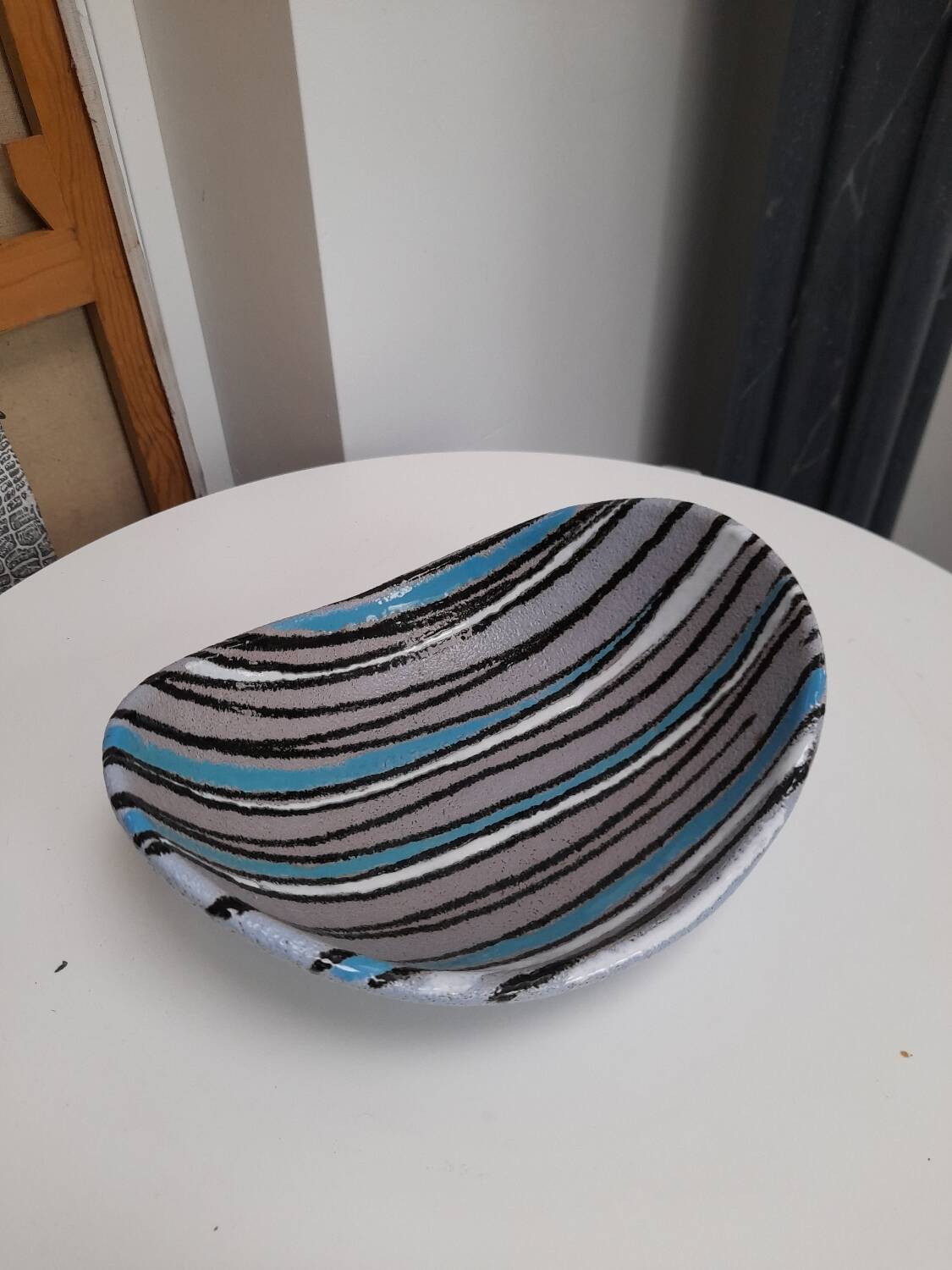 Italian lined ceramic dish, 1950s