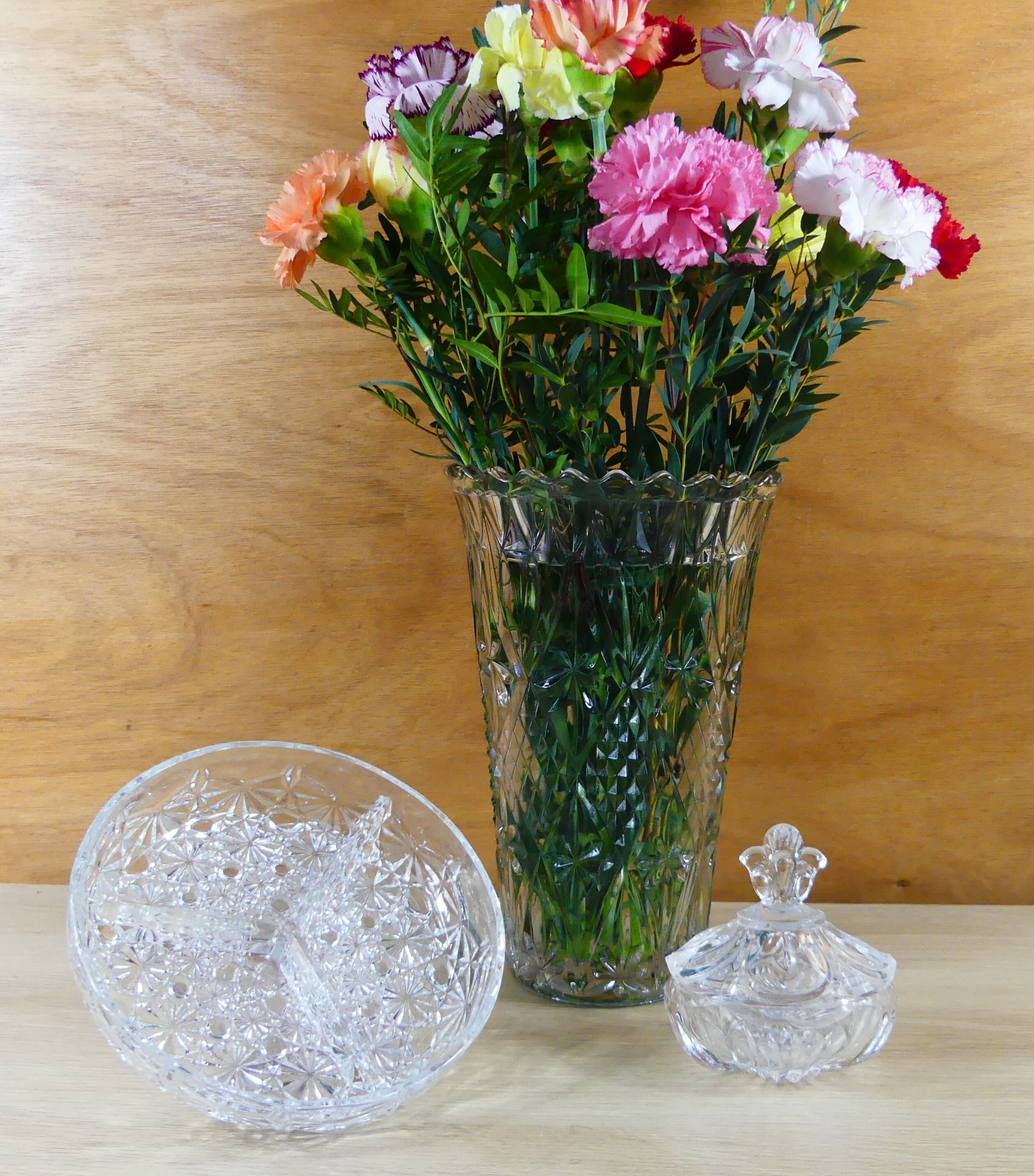 Plateau apéritif en verre moulé vintage années 50