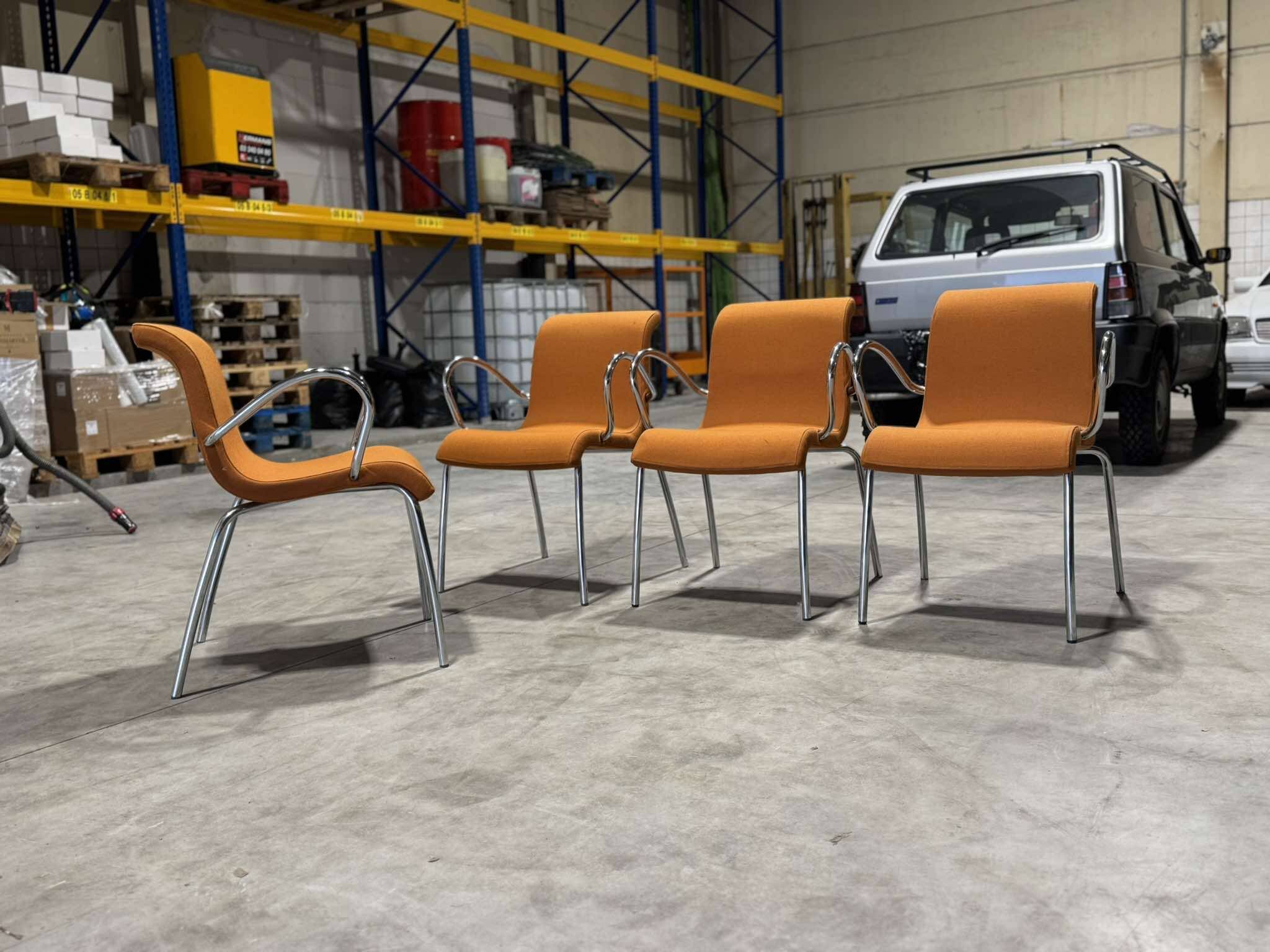 Vlag Chairs - Gerard Van Den Berg - The Netherlands