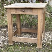 Table brutaliste à 1 tiroir chêne décapé