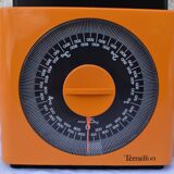 Teraillon orange scale