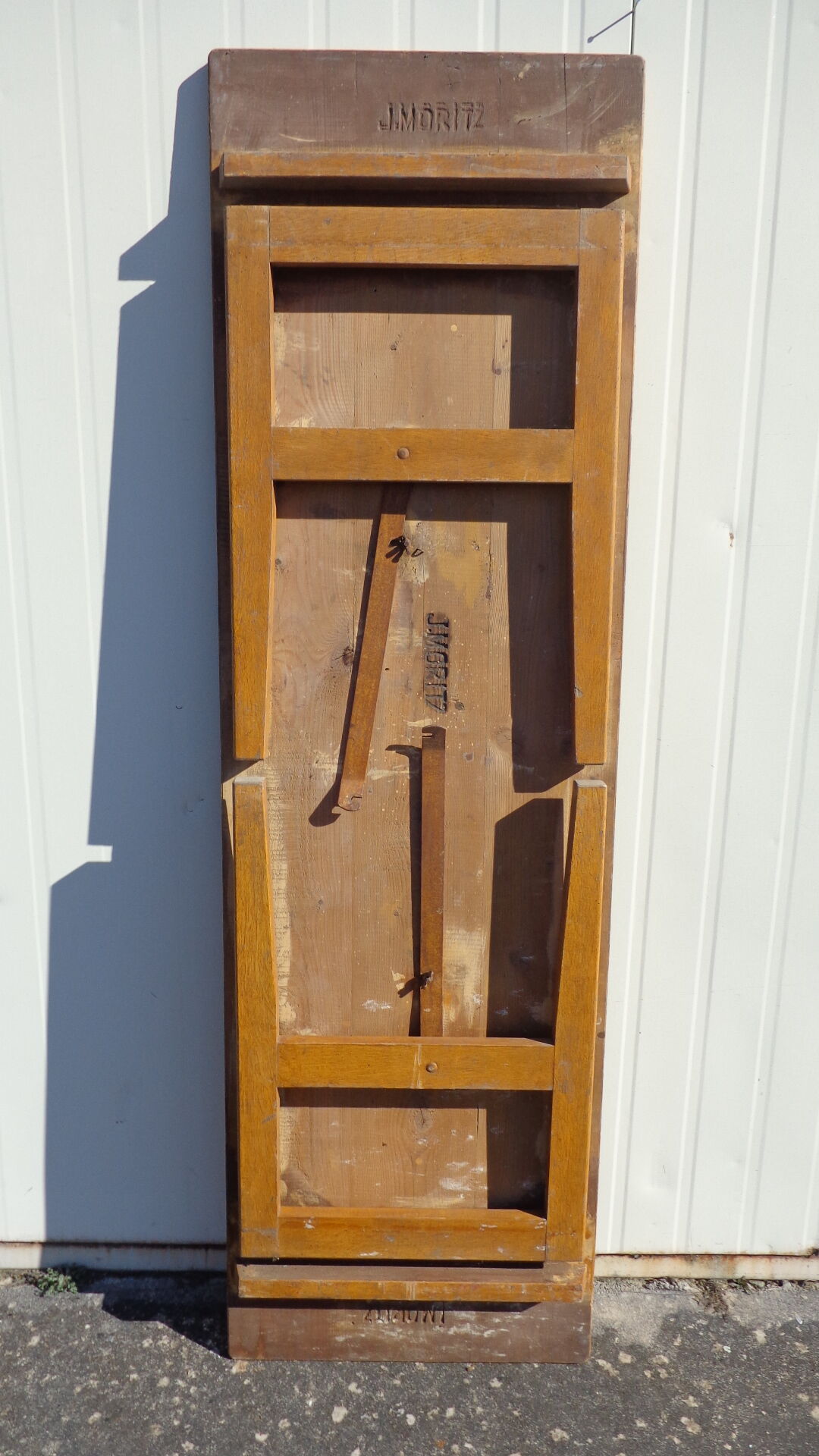 Brewery folding table