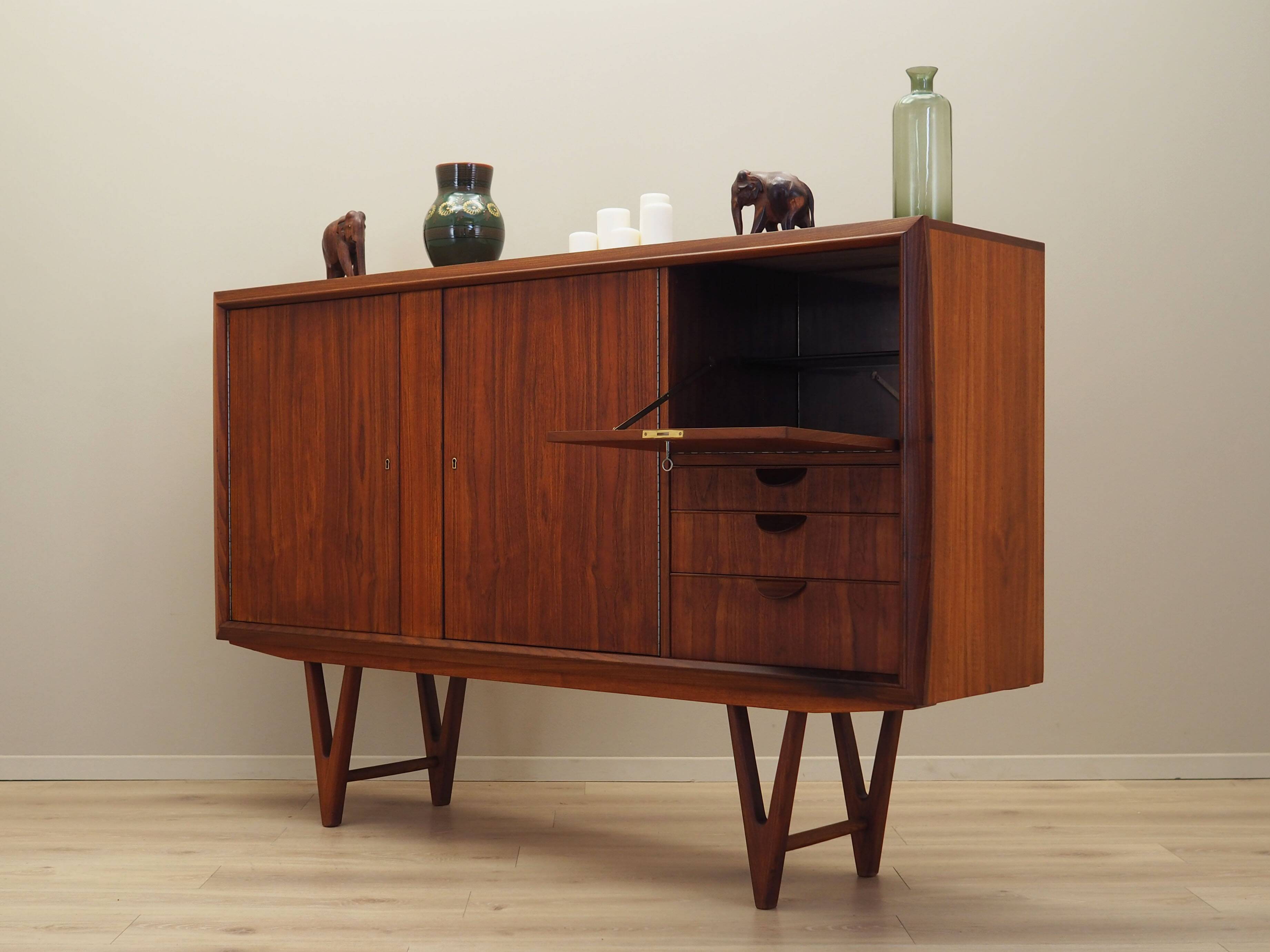 Teak highboard, Danish design, 1960s, designer: Kurt Østervig