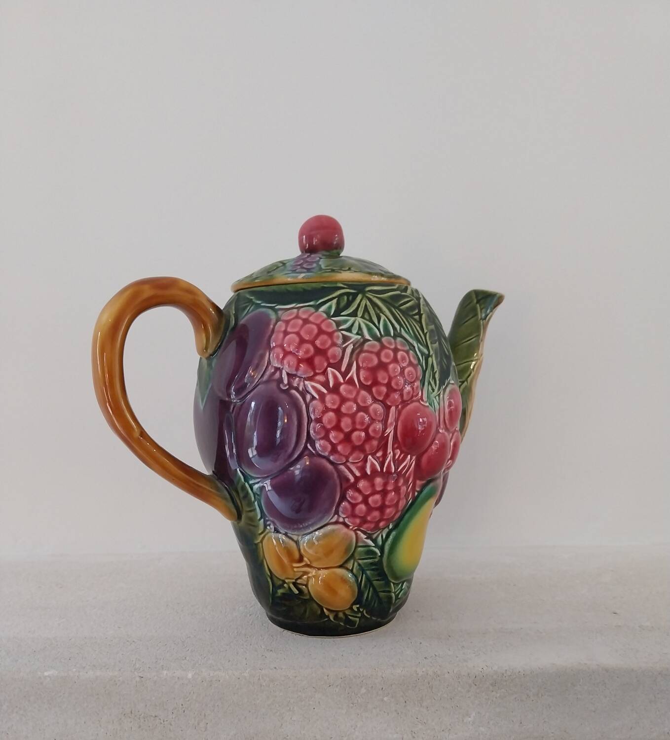 Majolica water pitcher in slipware signed Salin les Bains