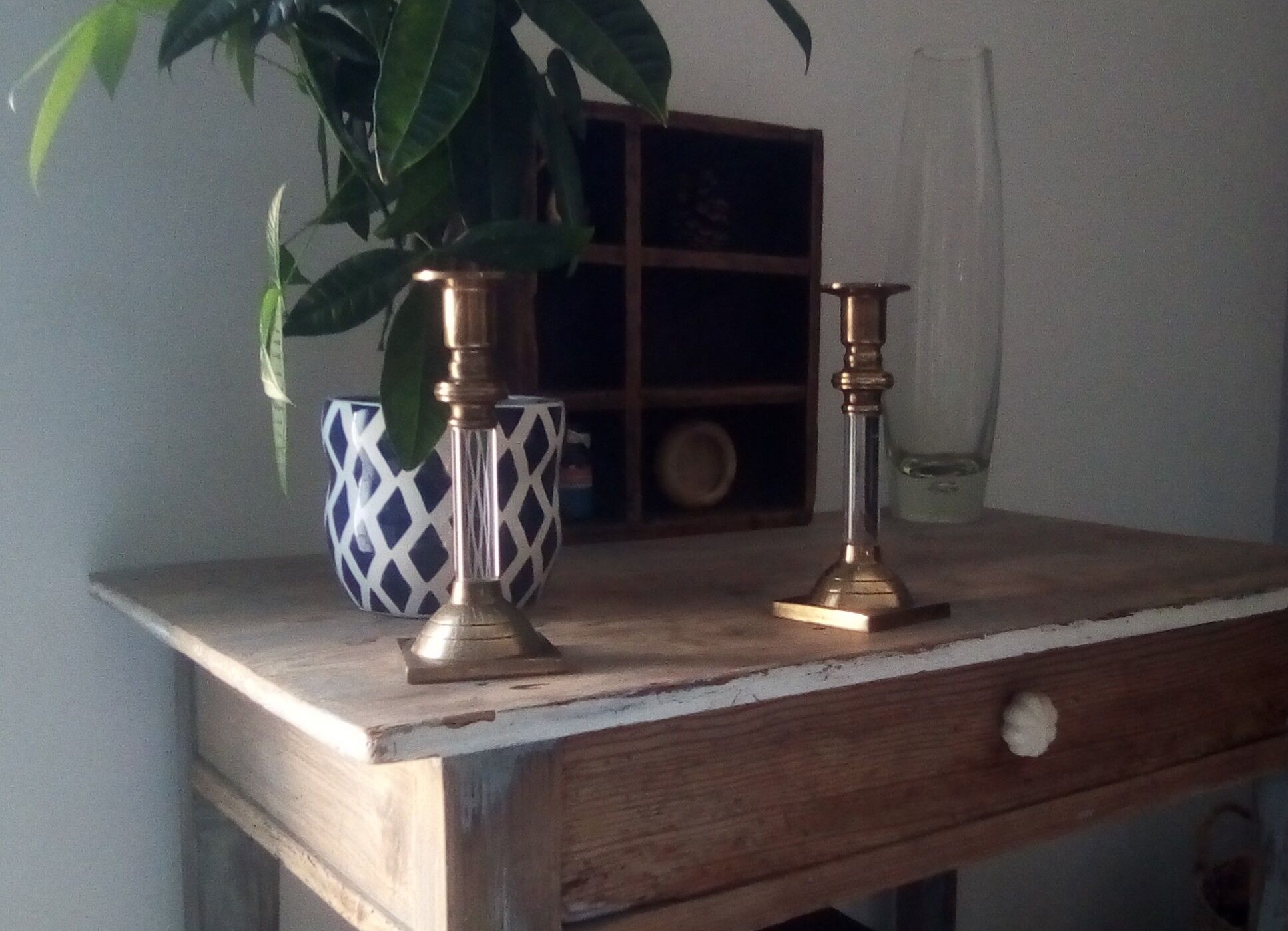 Pair of vintage candlesticks in solid brass and lucite
