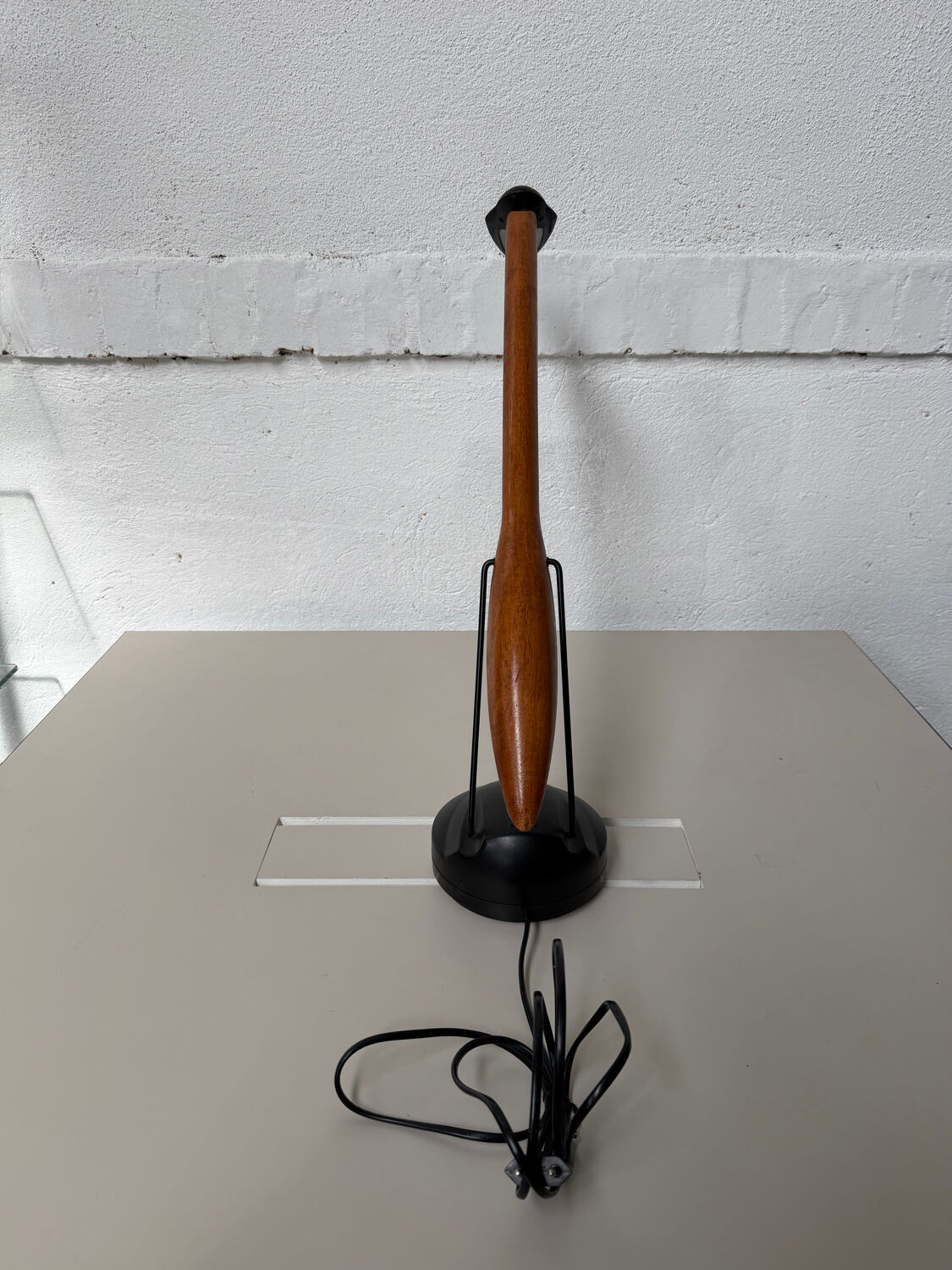Black and wood desk lamp Unilux reference 2080