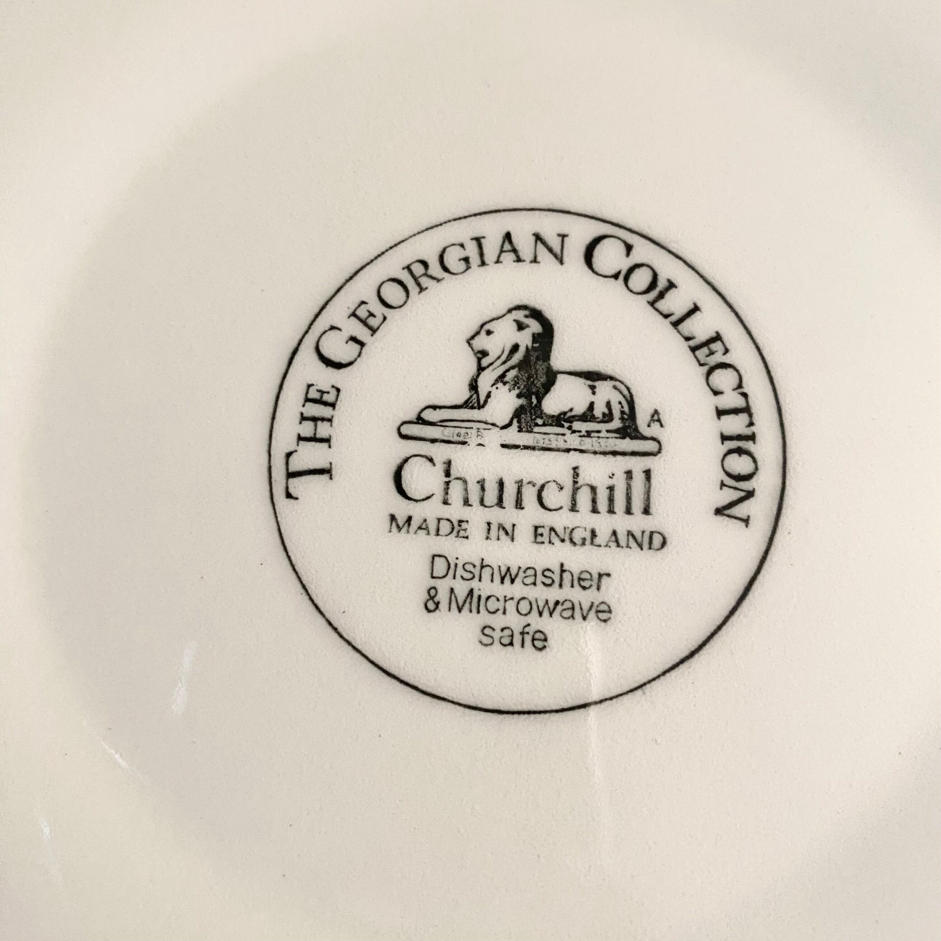 Blue English flat plates cottage