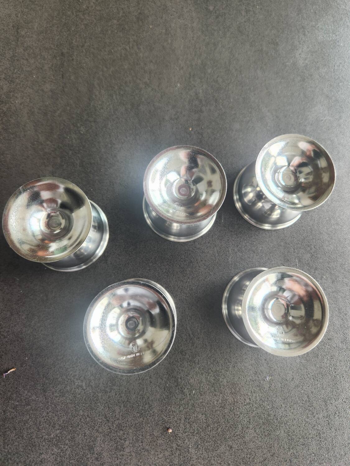 5 egg cups Guy Degrenne