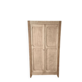 Armoire parisienne 