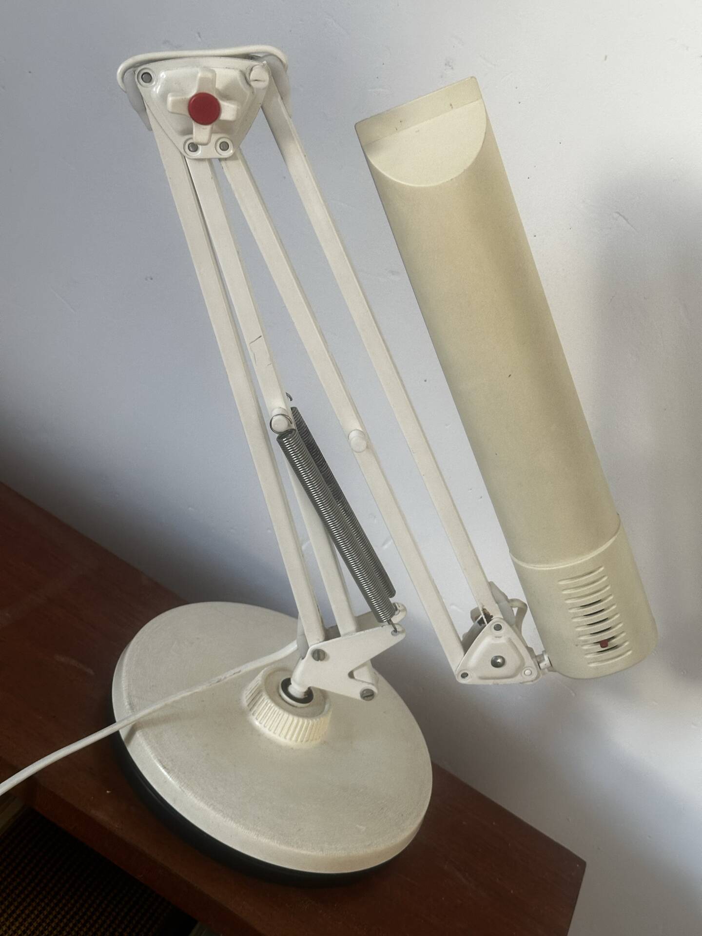 Large articulated architect's lamp by May & Christe, Germany, 1st century.