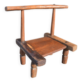 Petite chaise brutaliste