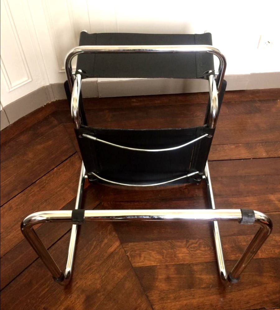 Fauteuil tubulaire de type cantilever