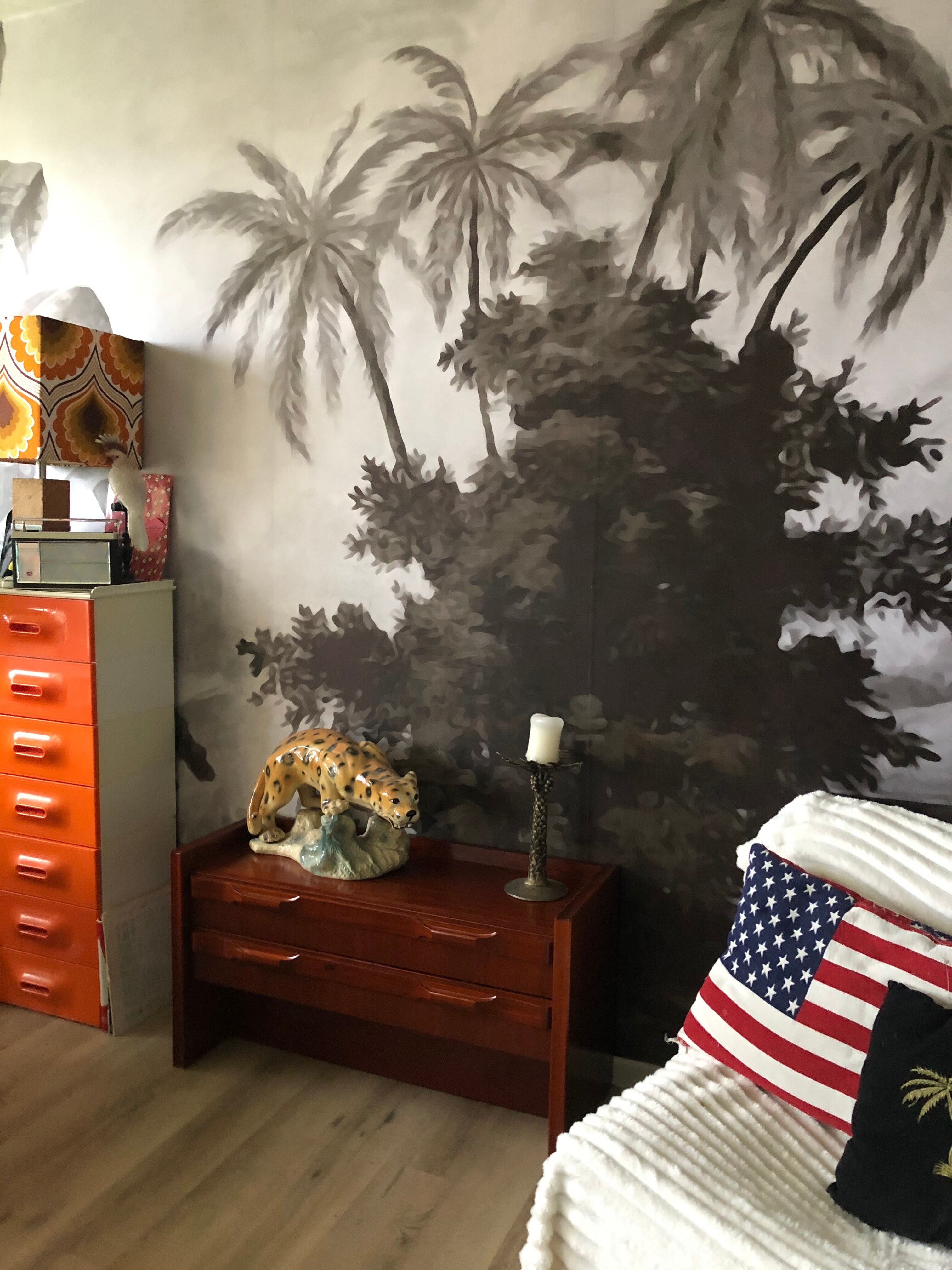Dresser of the 70s