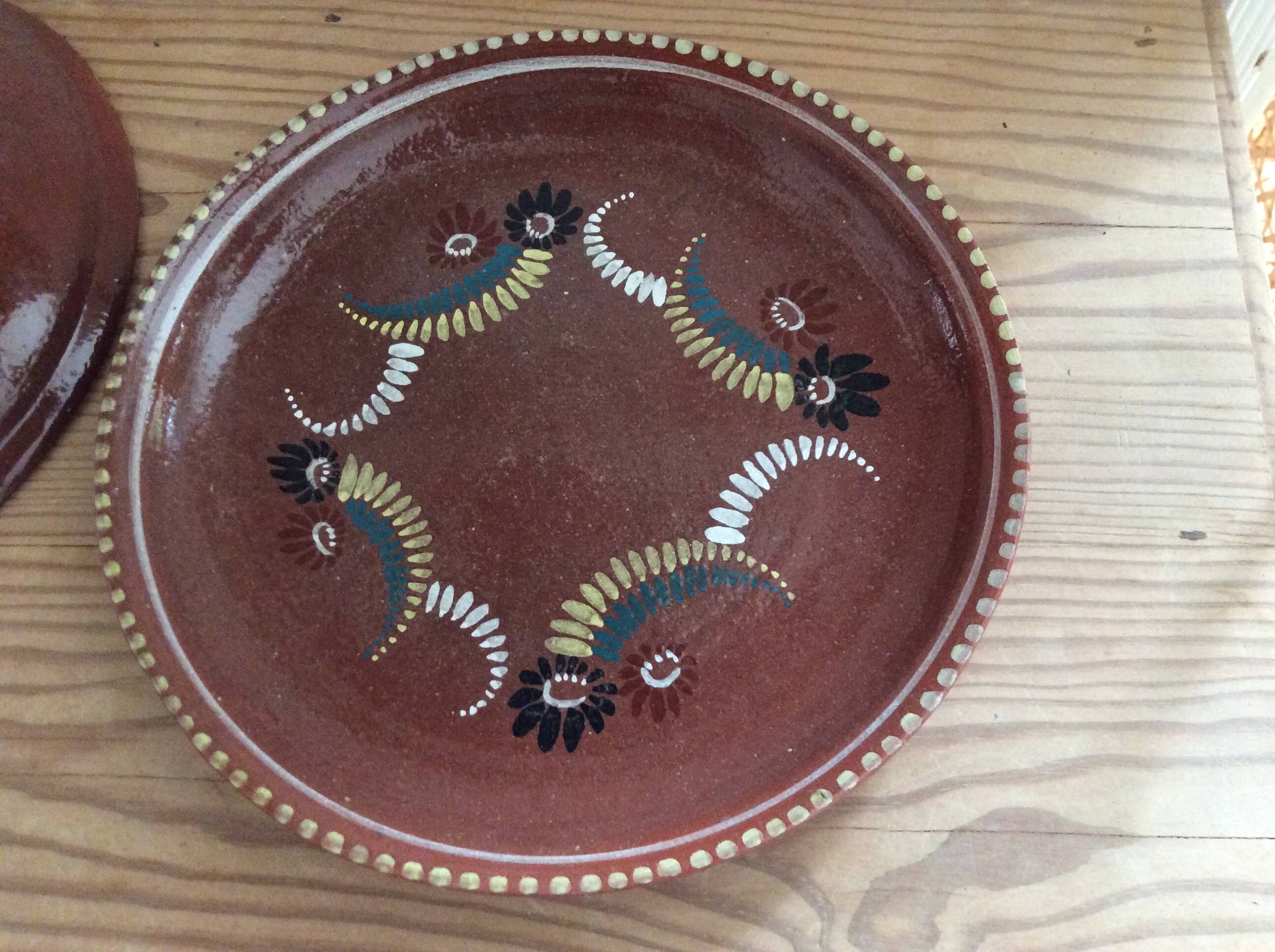 Flat terracotta plates