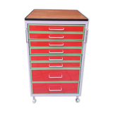 "Dentist" type box on wheels