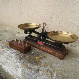Balance Roberval avec poids