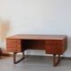 Bureau freestanding teck scandinave années 60 | Dyrlund