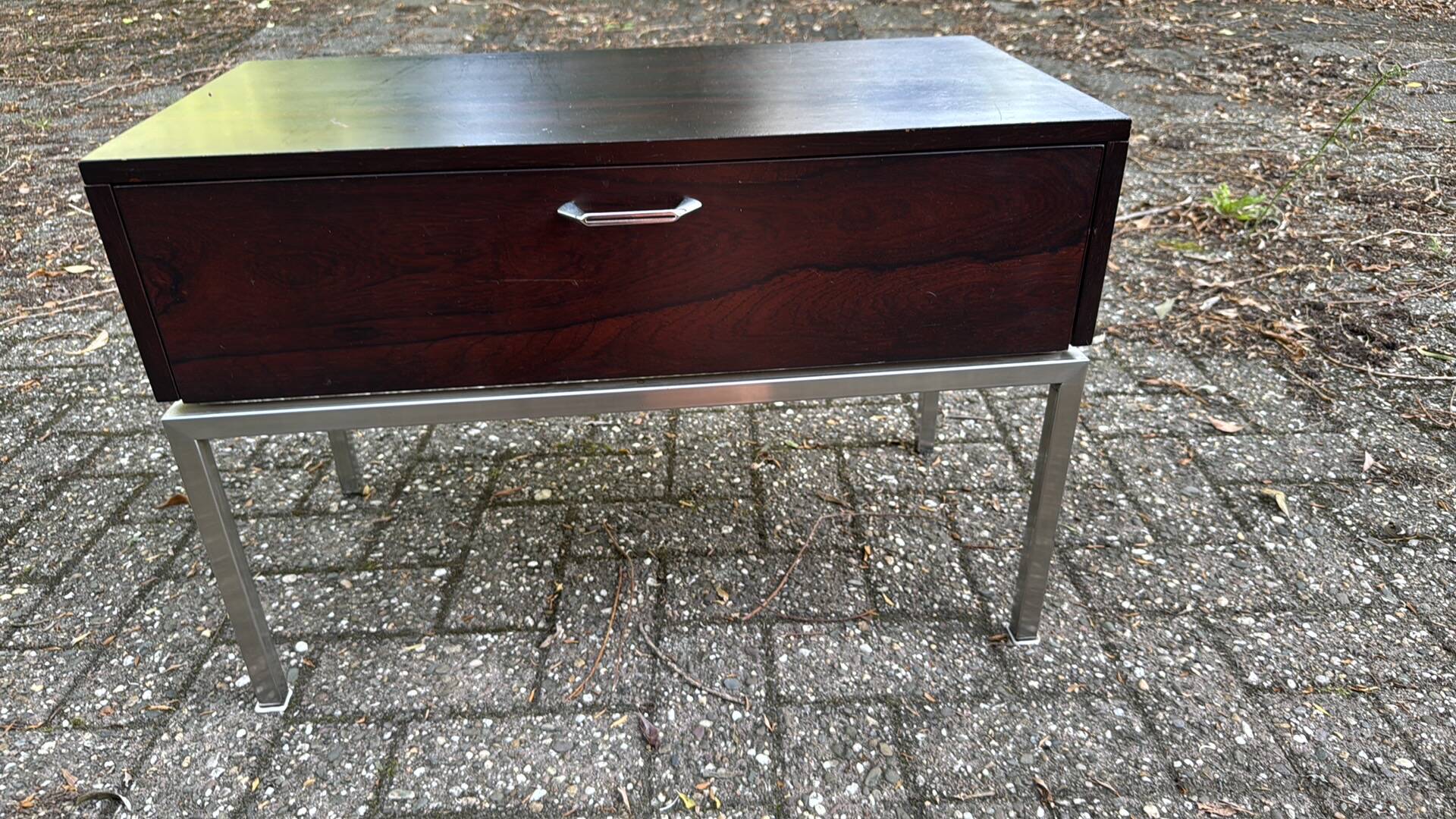 Table de chevet en palissandre vintage
